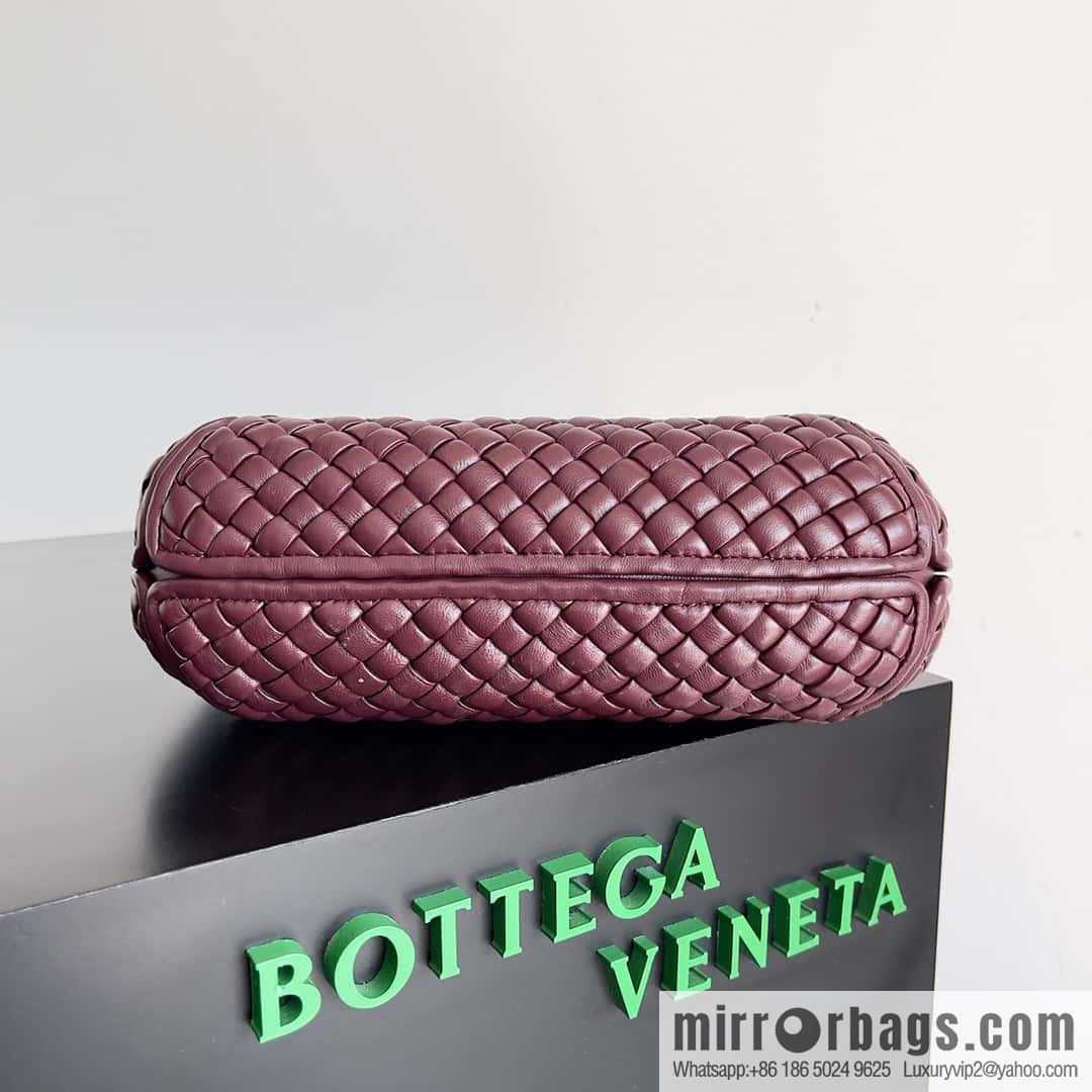 BV early spring new Clicker circular arc bag lamb woven leather, model number: 730968 Bordeaux red