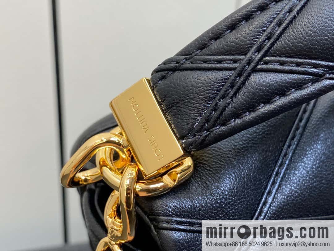 [Original order boutique] M22890 white, full leather rhombus chain bag series GO-14 Teist medium handbag M22891