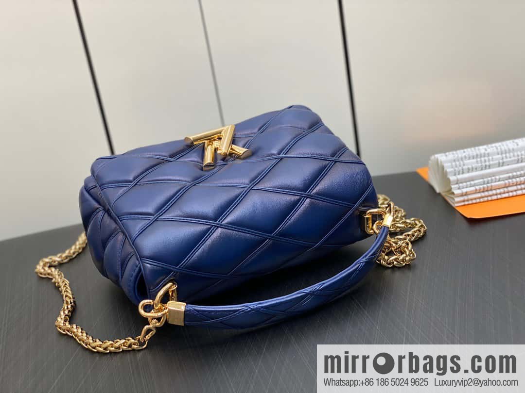 [Original order boutique] M22890 full leather rhombus chain bag series GO-14 Teist medium handbag M22891