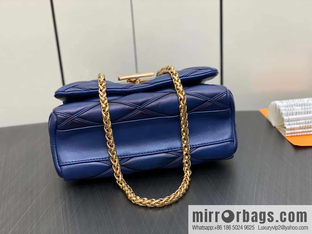 [Original order boutique] M22890 full leather rhombus chain bag series GO-14 Teist medium handbag M22891