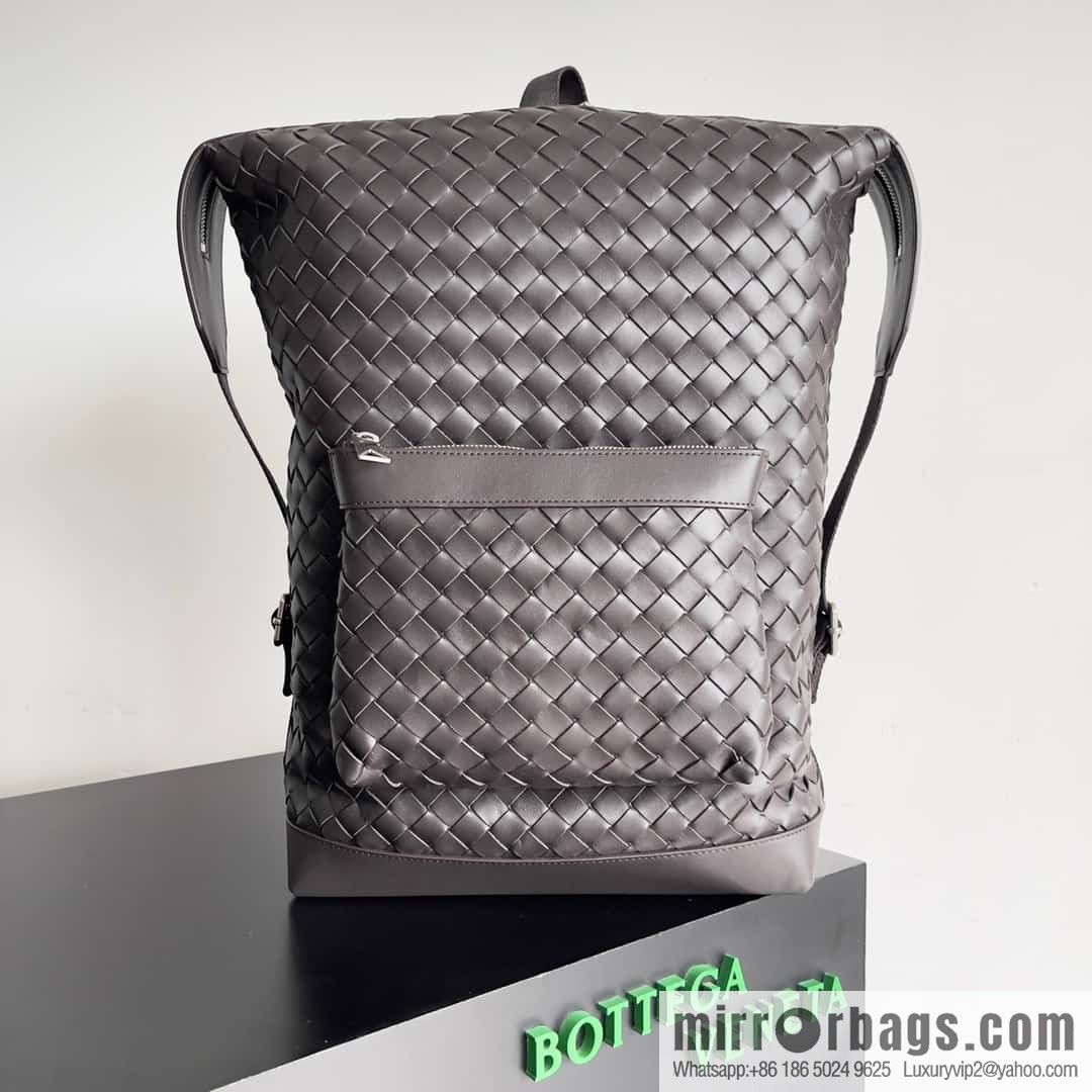 Bv2023 new woven backpack backpack model number 653118 chocolate color