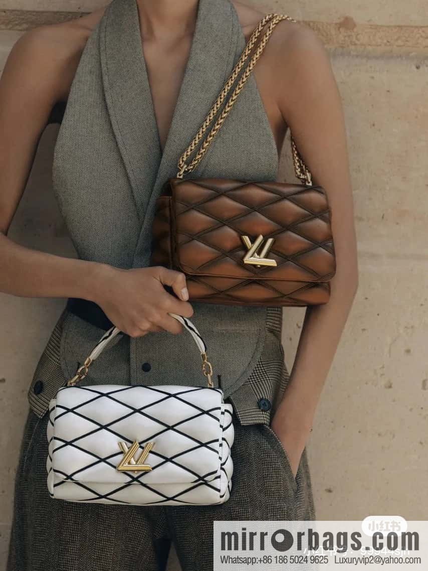 [Original order boutique] M22890 full leather rhombus chain bag series GO-14 Teist medium handbag M22891