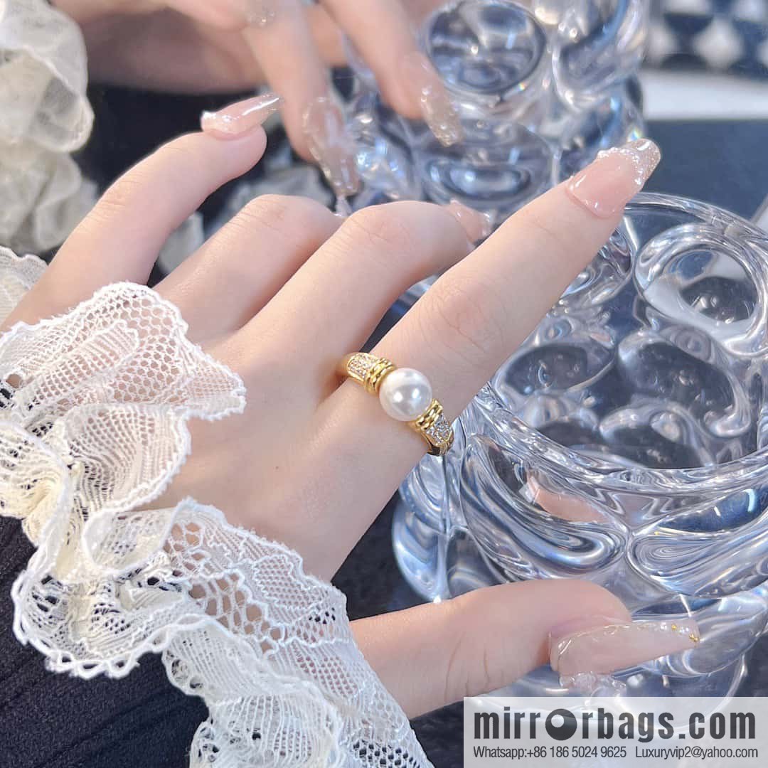 ❗️New ❗️ ☀ Tiffany & Co. Tiffany Pearl Ring ☀️
