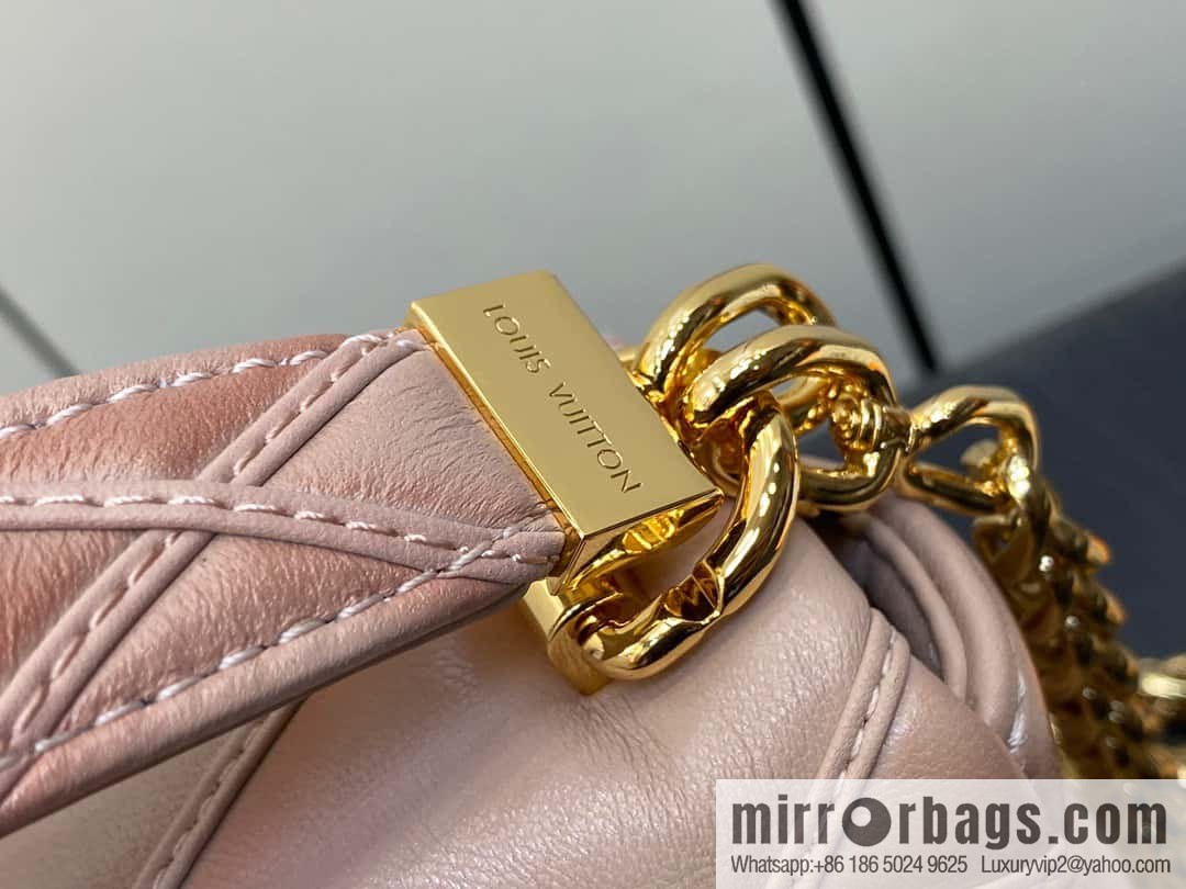 [Original order boutique] M22890 full leather rhombus chain bag series GO-14 Teist medium handbag M22891