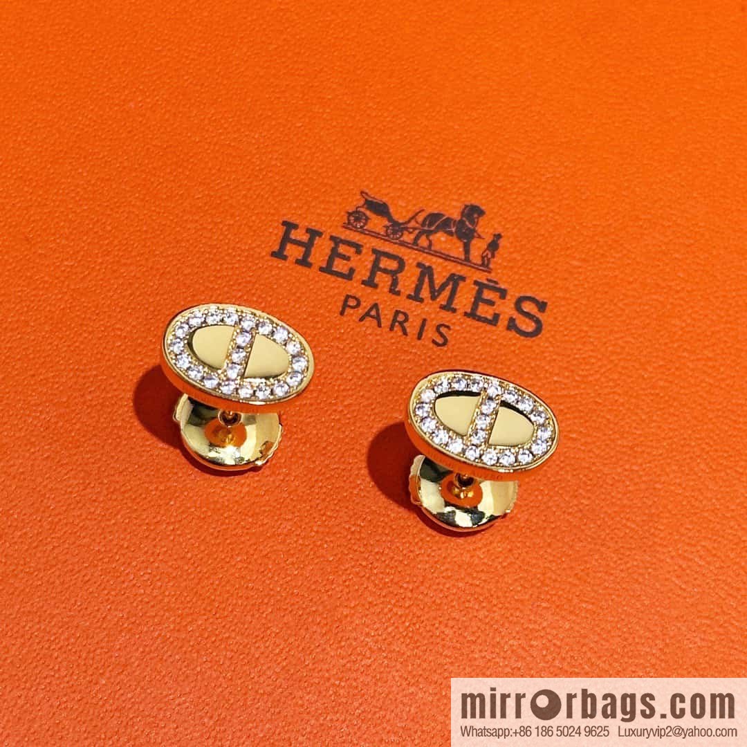 ❤️New HERMES Pig Nose Earrings
