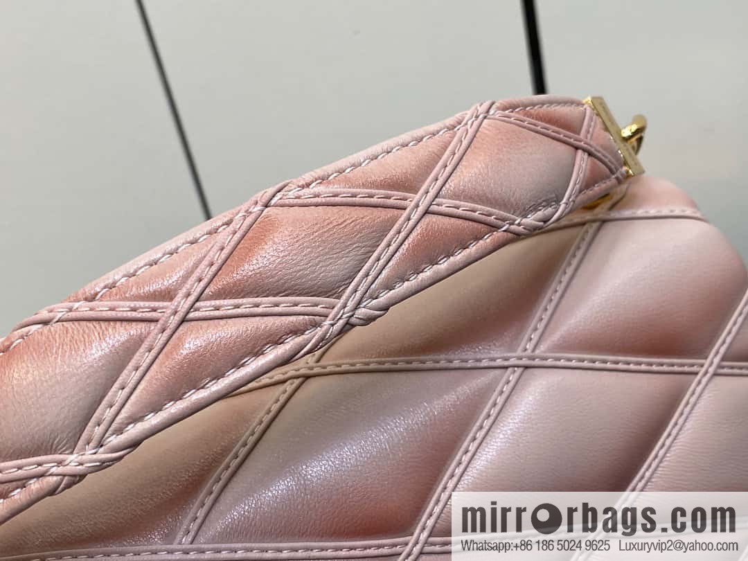 [Original order boutique] M22890 full leather rhombus chain bag series GO-14 Teist medium handbag M22891