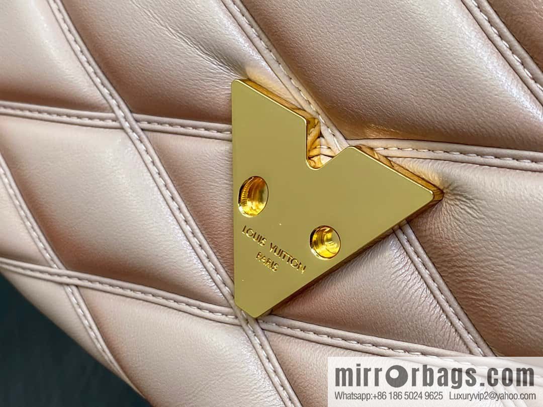 [Original order boutique] M22890 full leather rhombus chain bag series GO-14 Teist medium handbag M22891