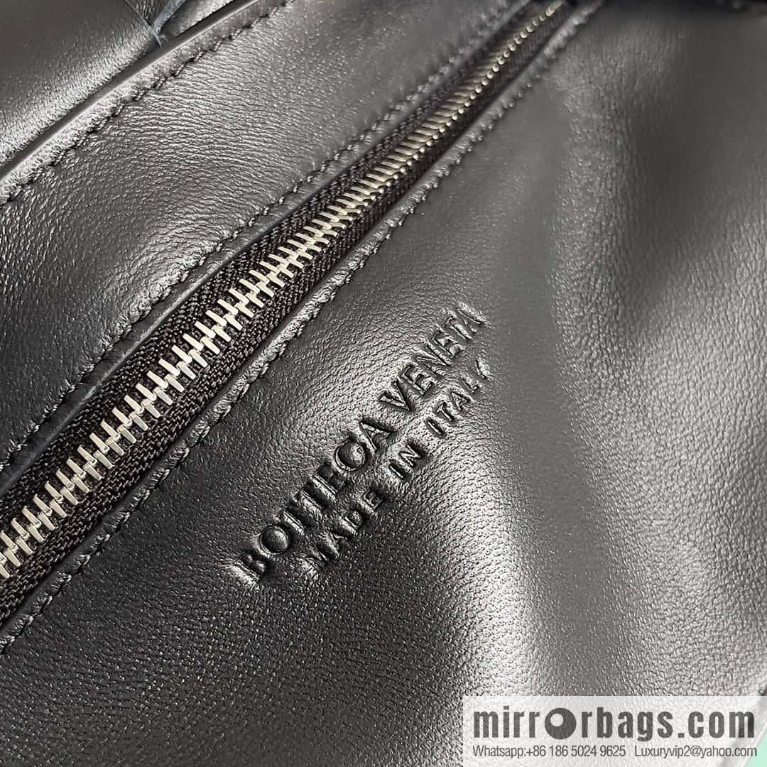 Bv new Unisex same two-in-one His & Hers model number: 741777 leather black