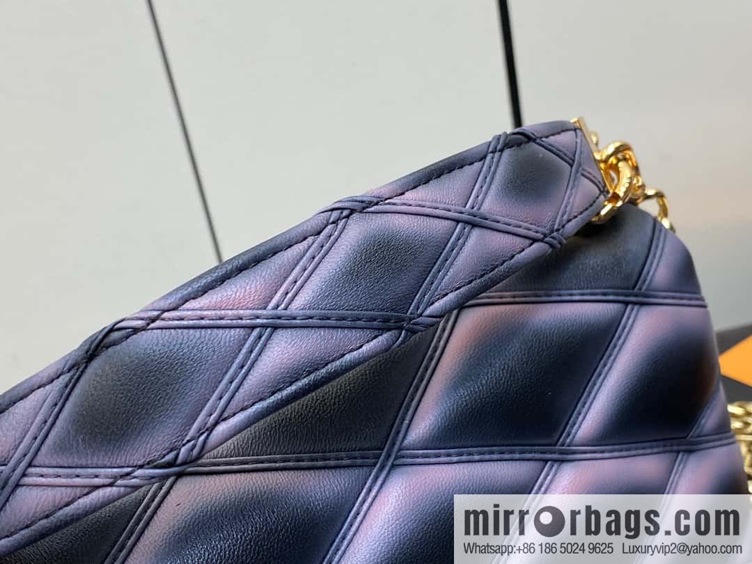 [Original order boutique] M22890 full leather rhombus chain bag series GO-14 Teist medium handbag M22891