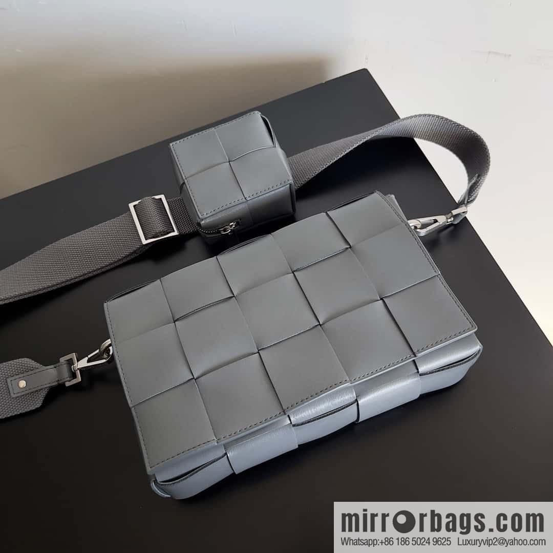 Bv New Unisex Same 2-in-1 His & Hers Model Number: 741777 Grey