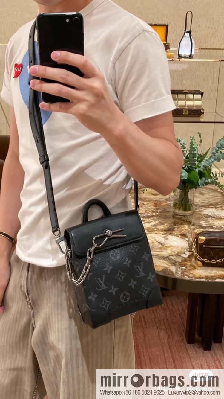 [Original order boutique] M82774 black flower, men's bag mini schoolbag series, new NANO STEAMER handbag in autumn and winter