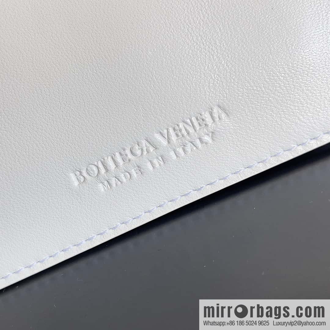BV early autumn new tote Intrecciato woven tote handbag, model number: 754916 white