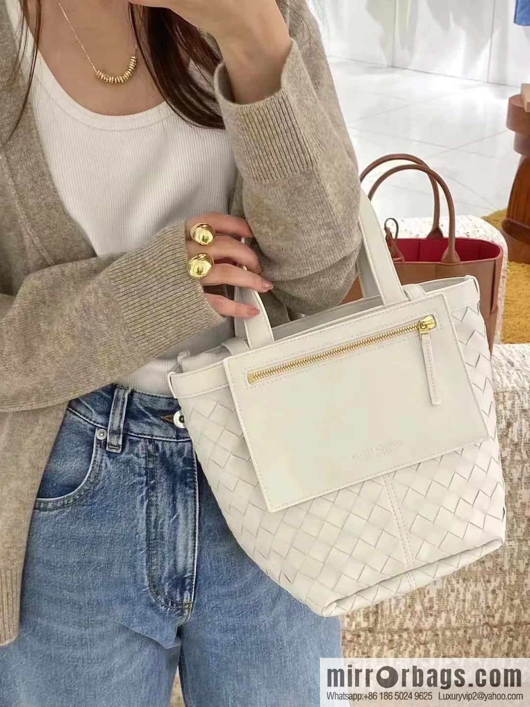 BV early autumn new tote Intrecciato woven tote handbag, model number: 754916 white