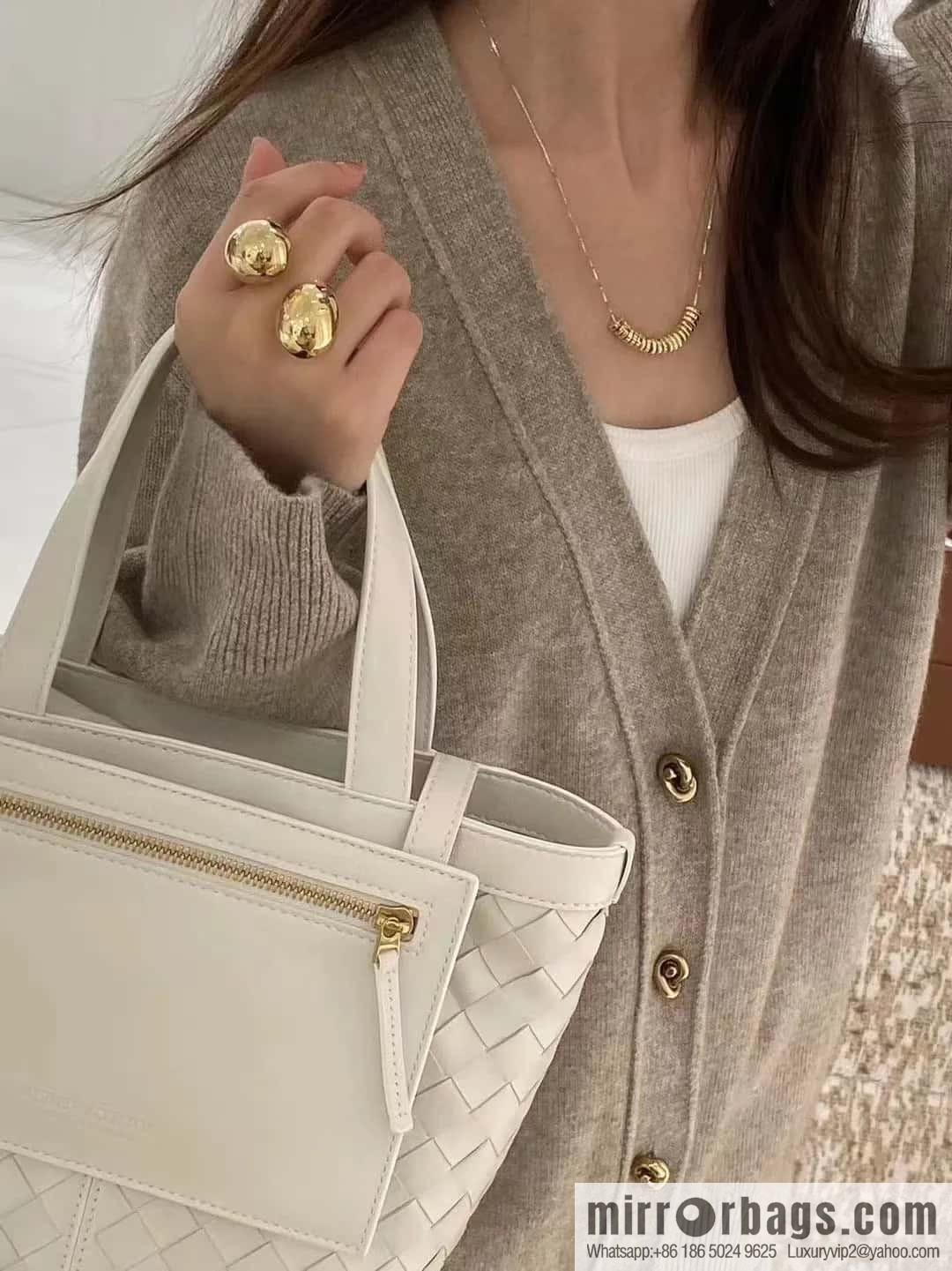 BV early autumn new tote Intrecciato woven tote handbag, model number: 754916 white