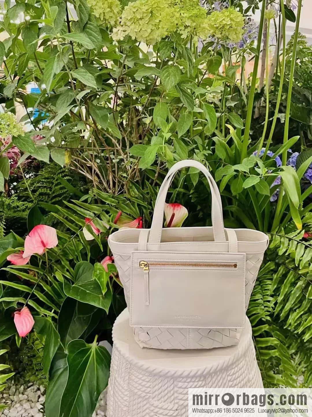 BV early autumn new tote Intrecciato woven tote handbag, model number: 754916 white