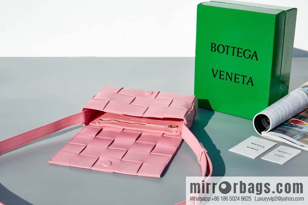 Bottega Veneta Code: 80820 #cassette bag pink