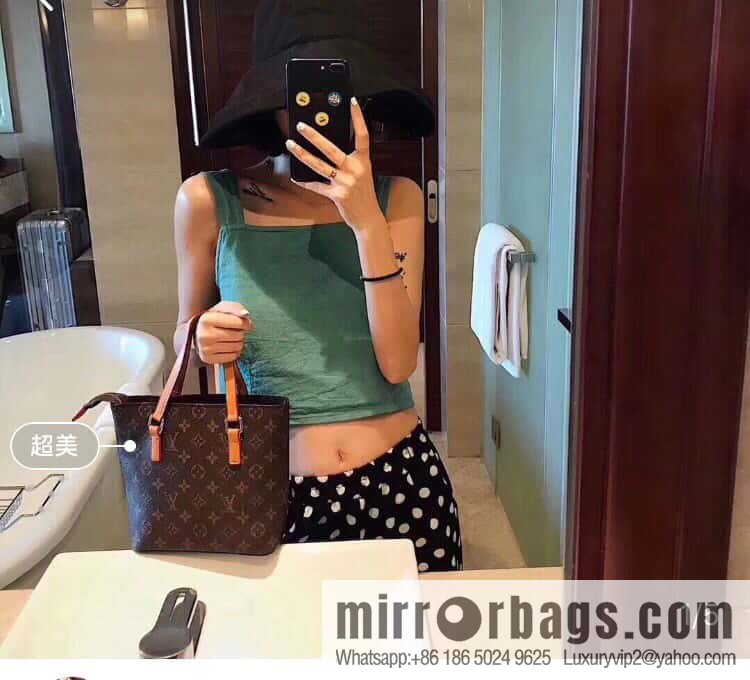 [Original order boutique] M51155 monogram yellow leather, medieval bag series Vivian large handbag 51172 VivianCc vegetable basket out of print medieval bag Vivian