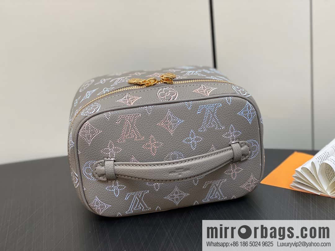 [Original order boutique] M23550 light gray full leather pouch series NICE mini pouch M44495 gray (cut-out)