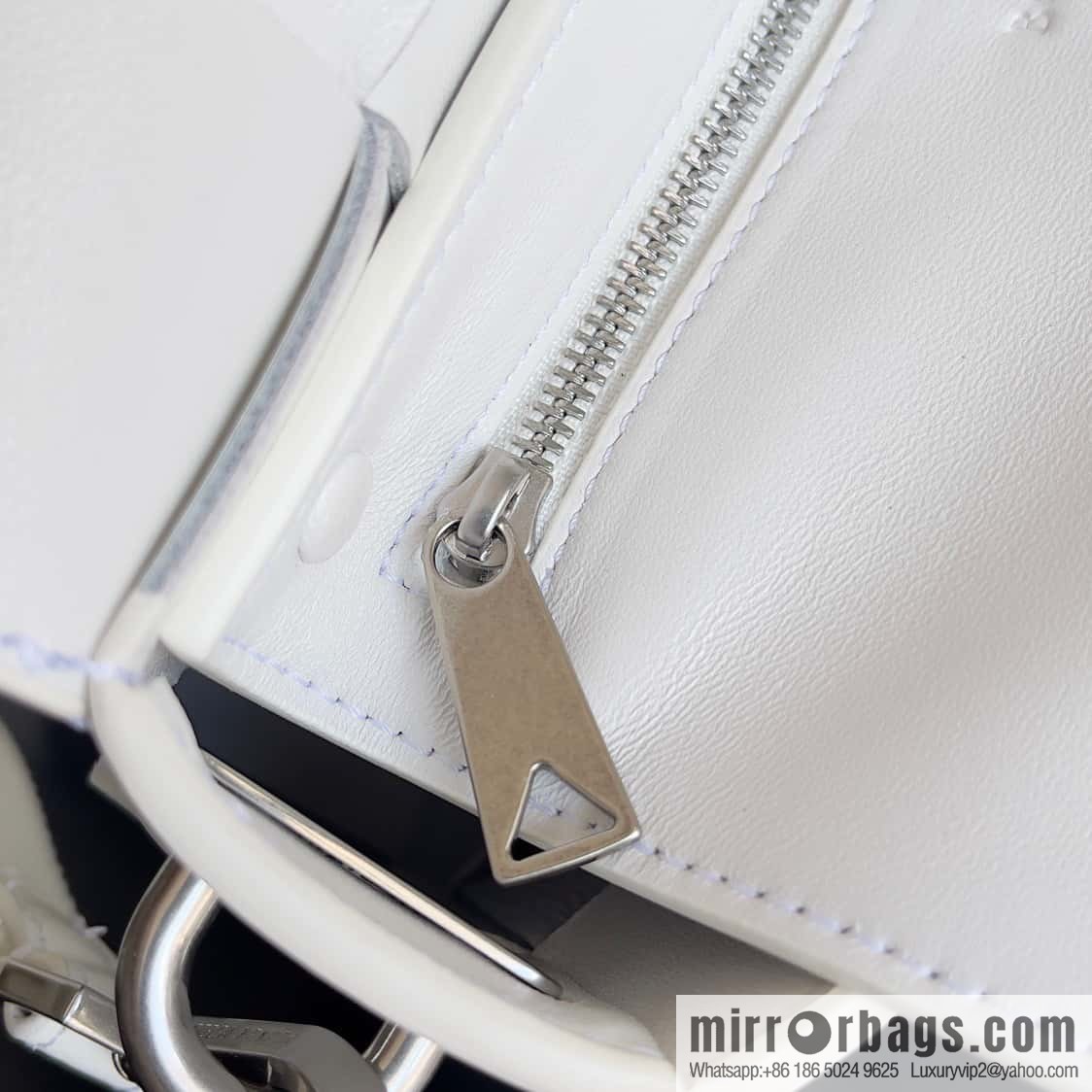 Bv new Unisex same two-in-one His & Hers model number: 741777 white