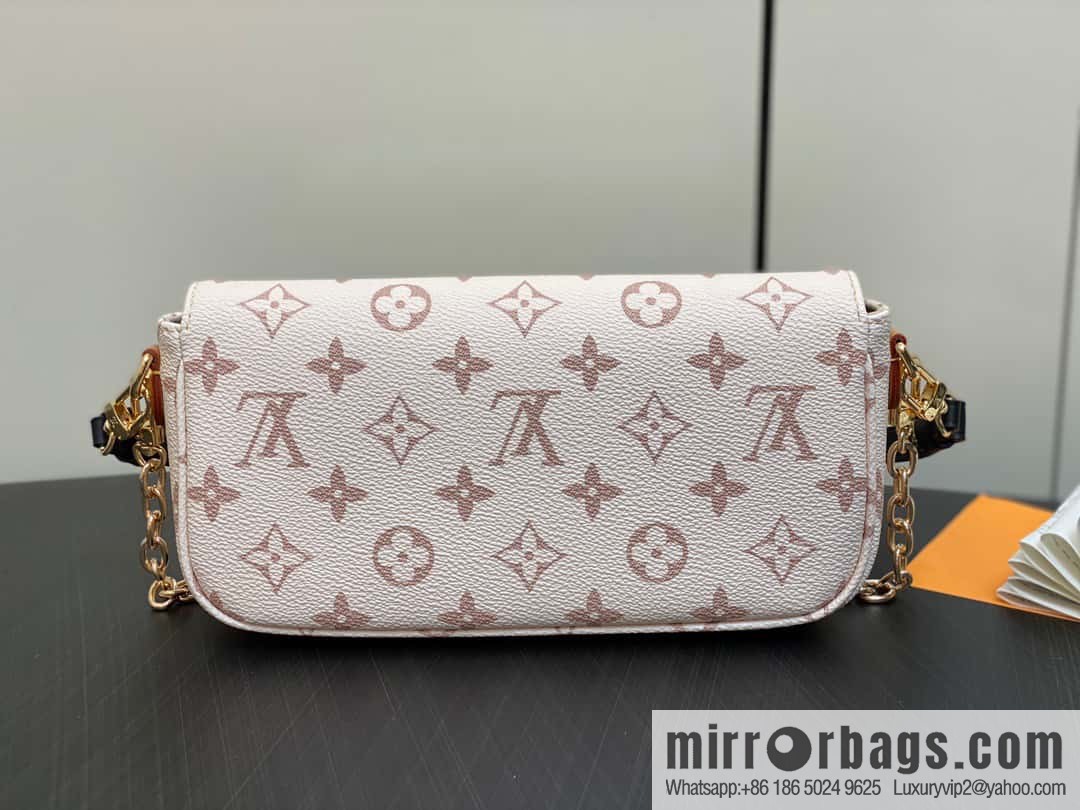 [Original order boutique] M83091 white flower M81911 chain bag series Wallet On Chain Ivy handbag