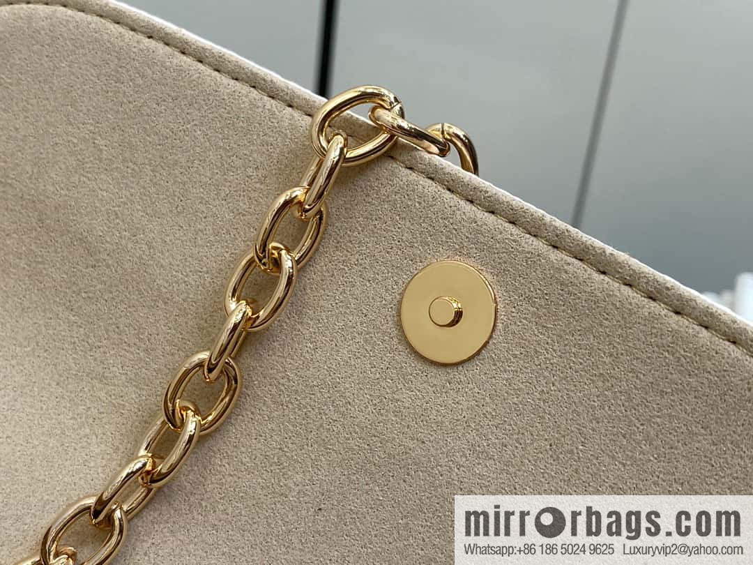 [Original order boutique] M83091 white flower M81911 chain bag series Wallet On Chain Ivy handbag
