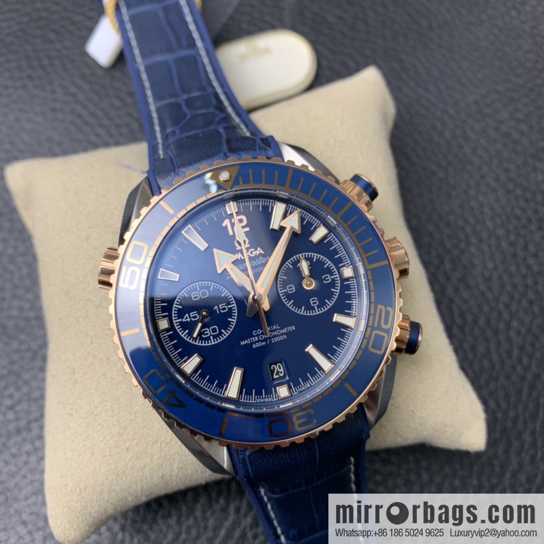 Seahorse series ocean universe 600 meters meter room gold blue surface