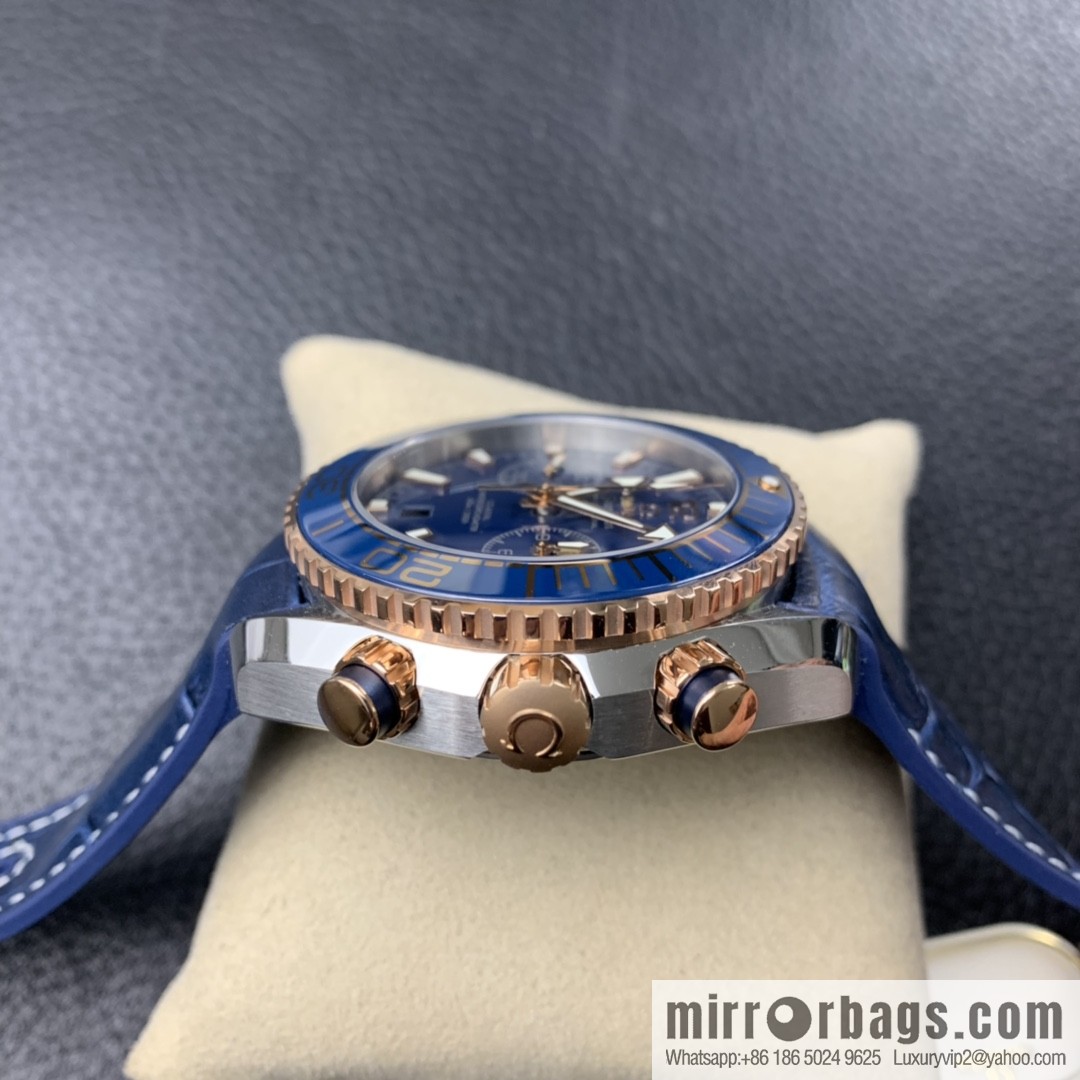 Seahorse series ocean universe 600 meters meter room gold blue surface
