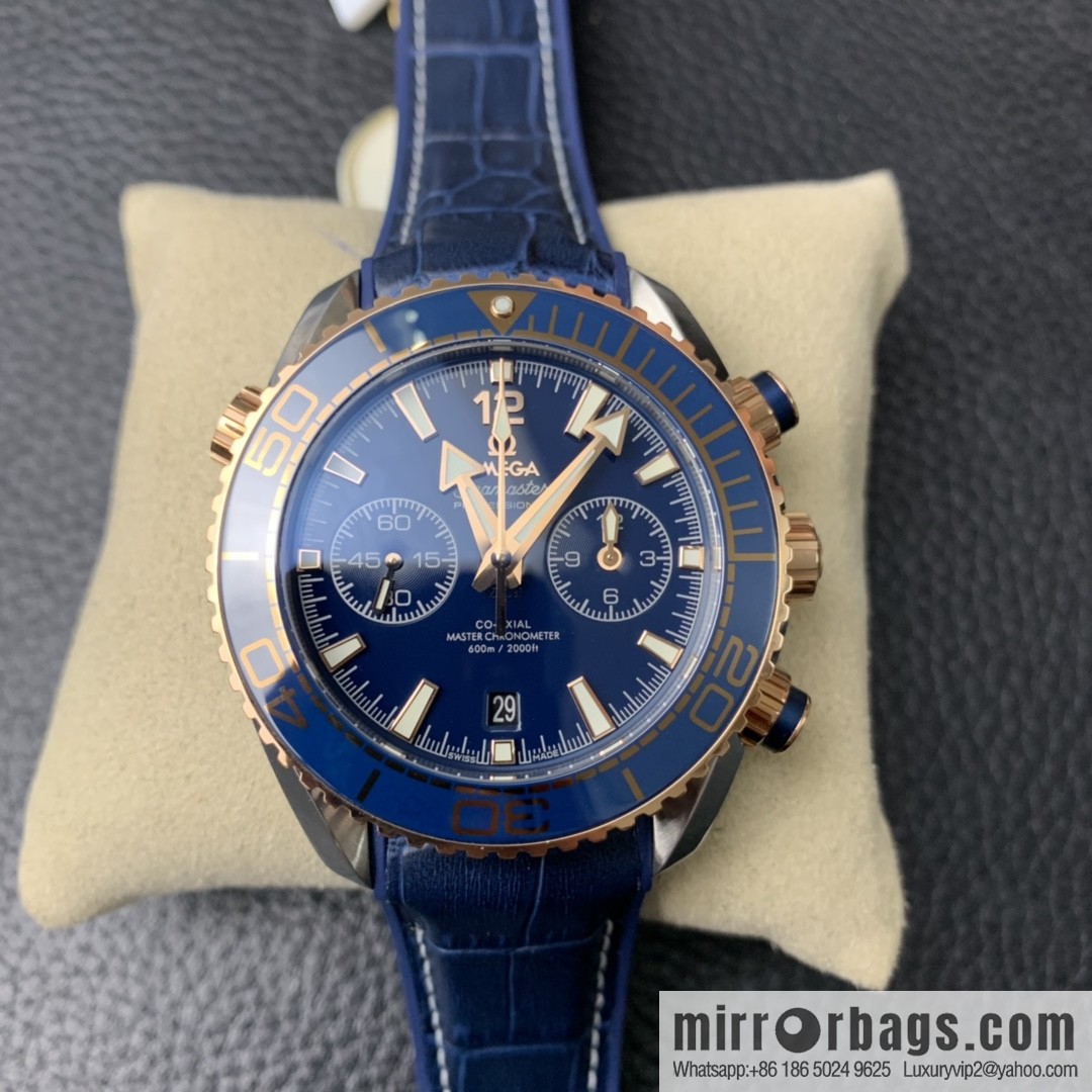 Seahorse series ocean universe 600 meters meter room gold blue surface