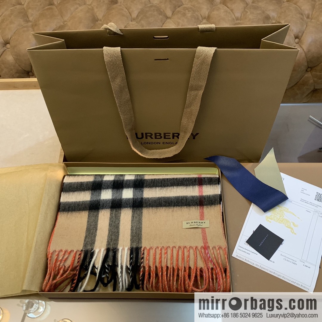 Burberry Burberry Scottish Worsted Cashmere Scarf