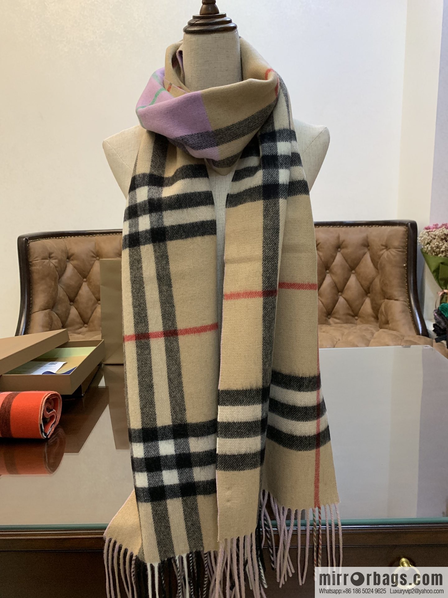 Burberry Burberry Scottish Worsted Cashmere Scarf