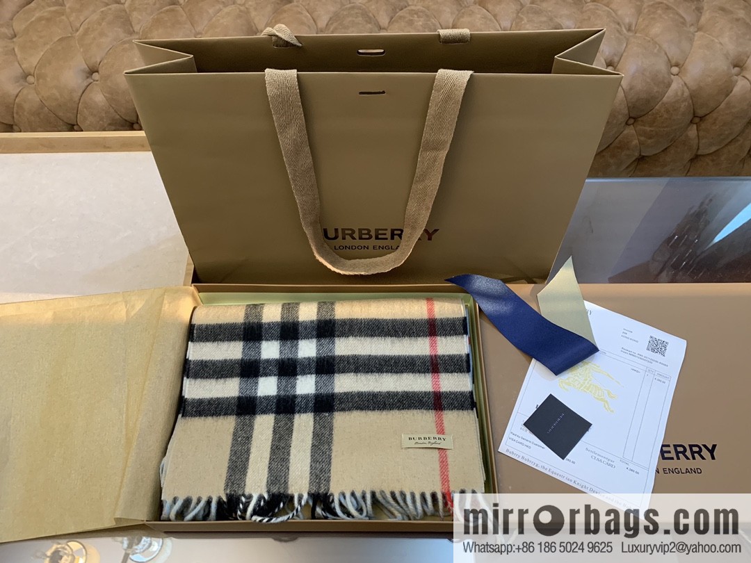 Burberry Burberry Scottish Worsted Cashmere Scarf