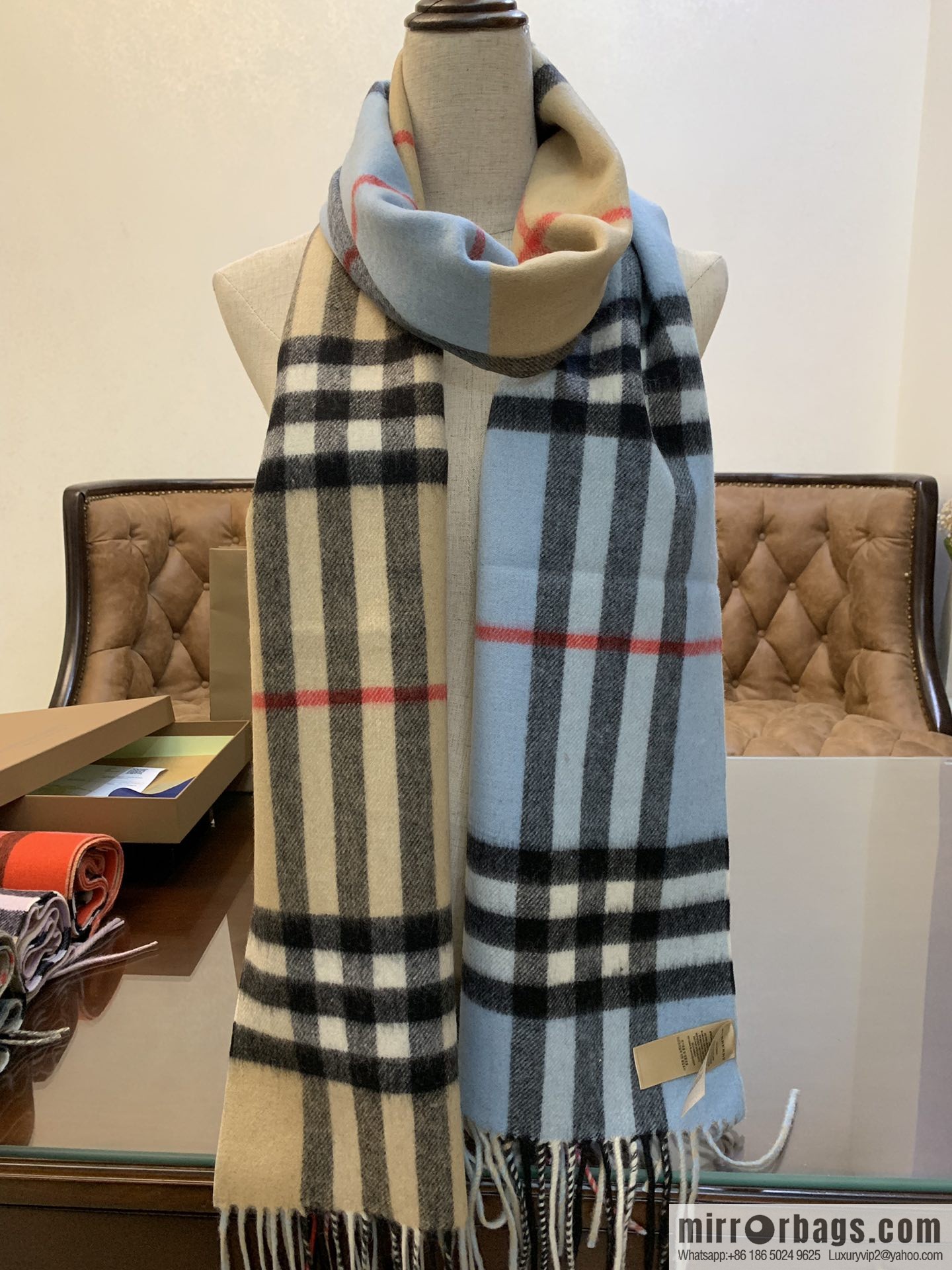 Burberry Burberry Scottish Worsted Cashmere Scarf