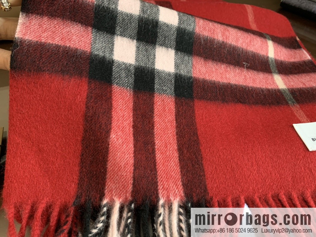 Burberry Classic Plaid 100% Cashmere Scarf