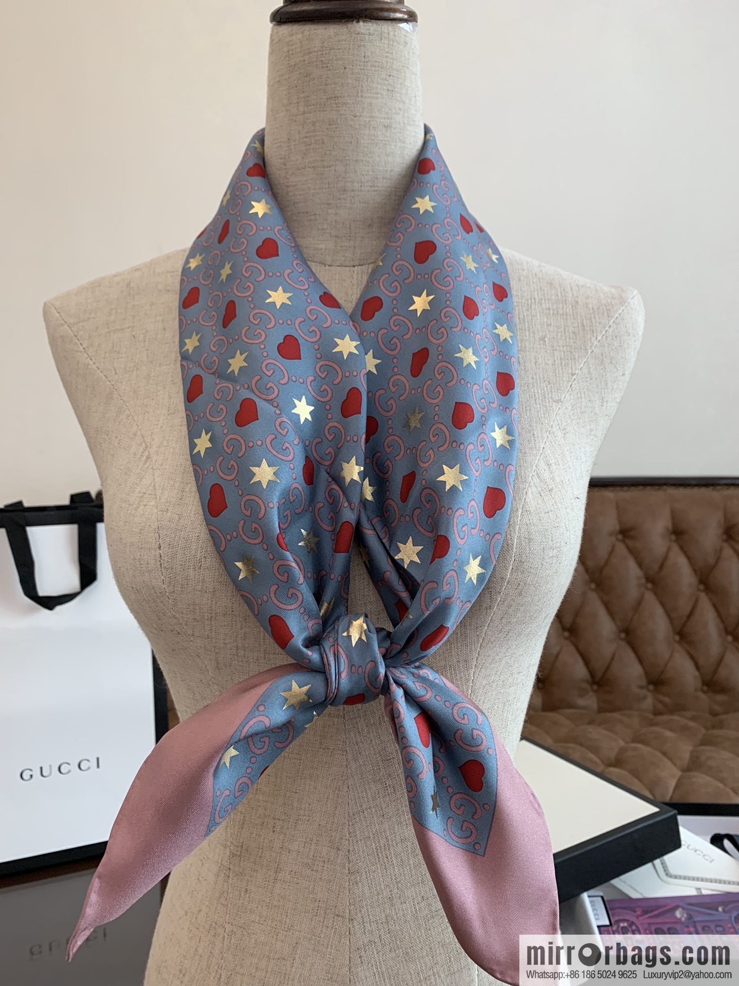 GUCCI Gucci heart-shaped pattern double G letter interwoven 100% silk scarf