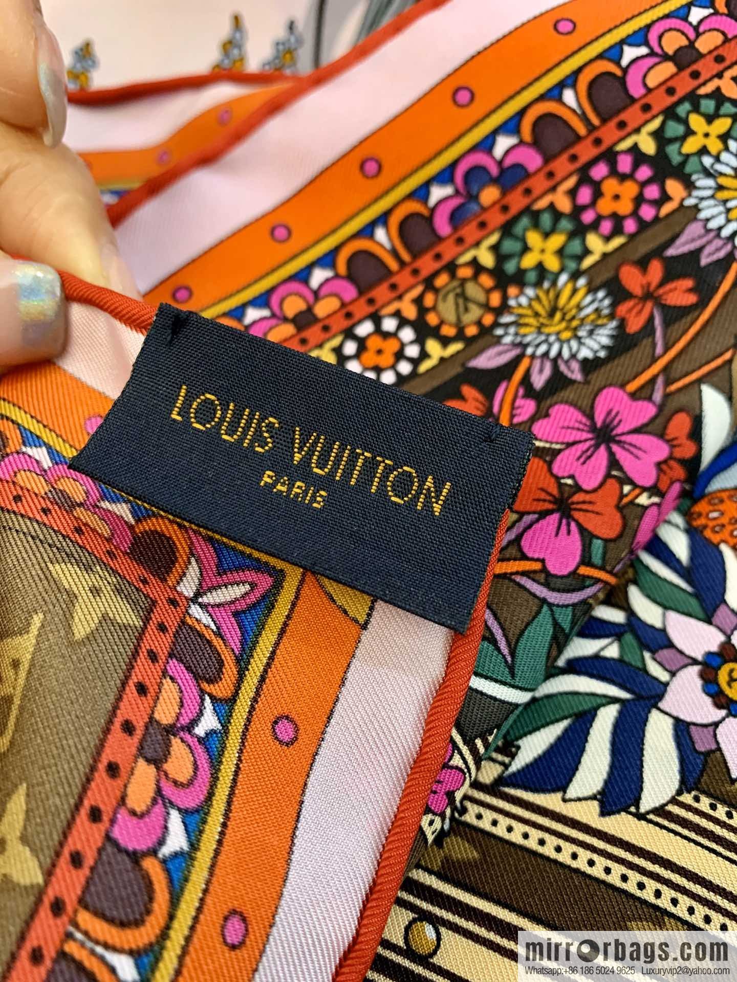 LV Louis Vuitton City Mouse and Country Mouse 100% Silk Scarf M76124