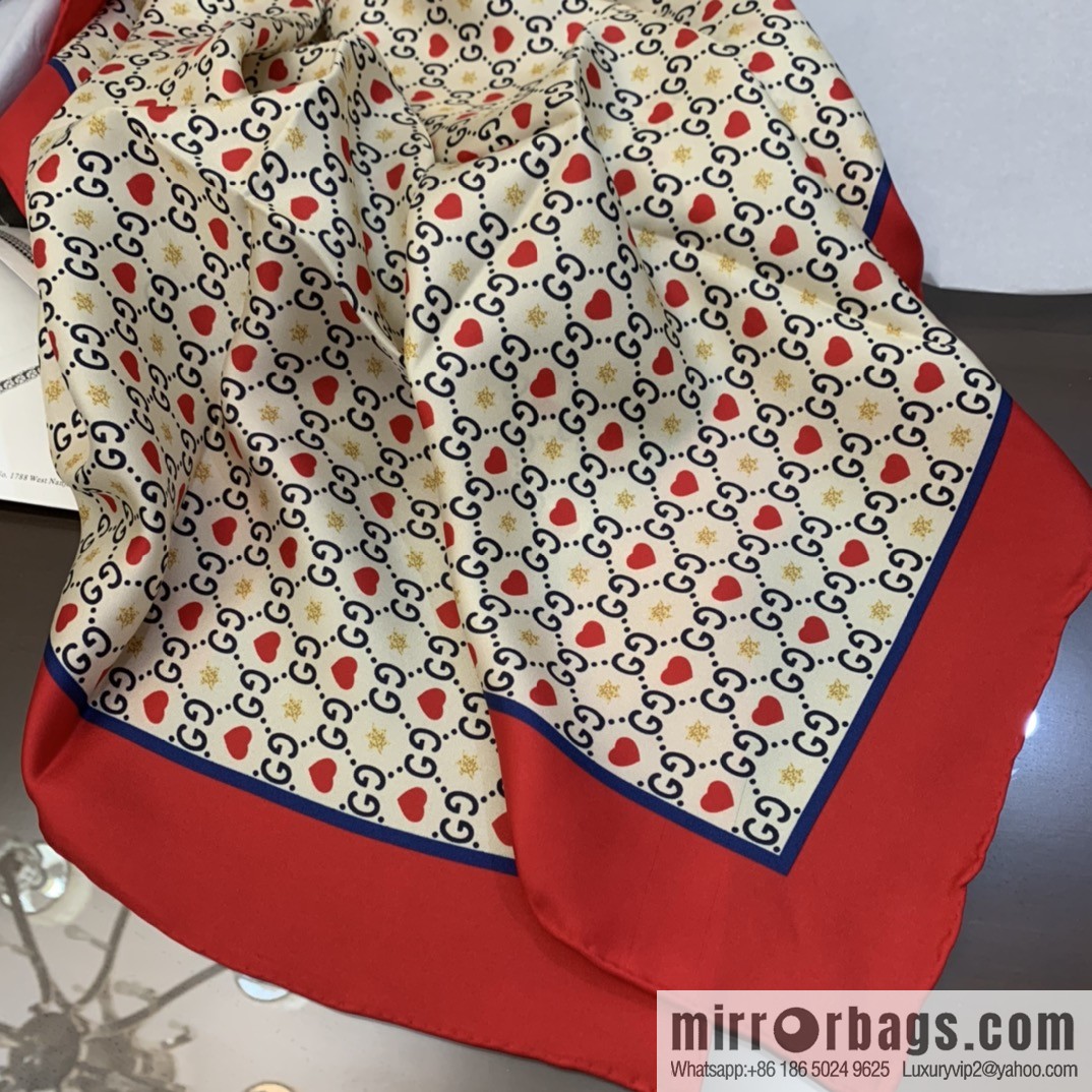 GUCCI Gucci Double G Letter Interwoven Pattern 100% Silk Scarf