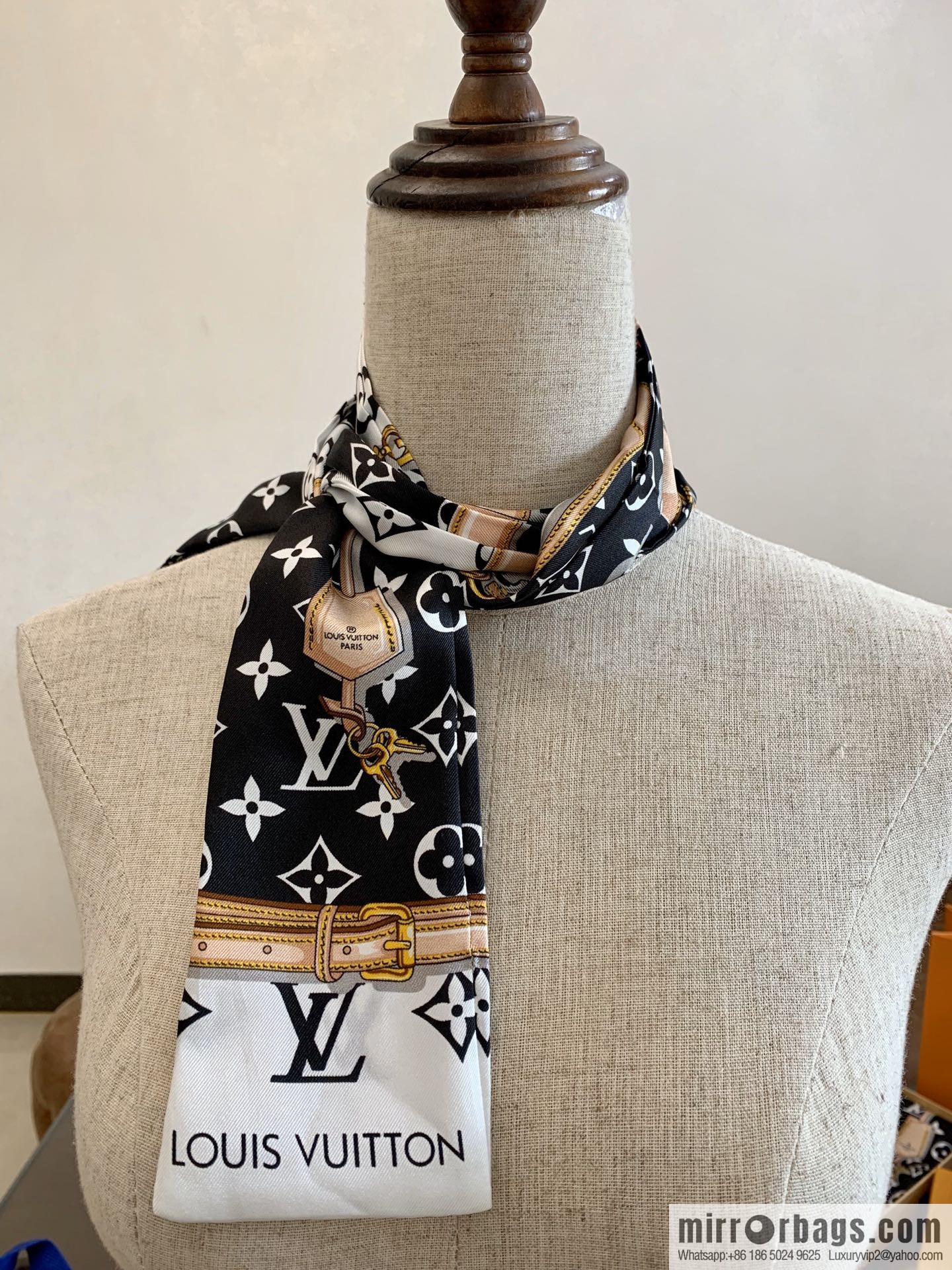 LV Louis Vuitton MONOGRAM CONFIDENTIAL Band M78656