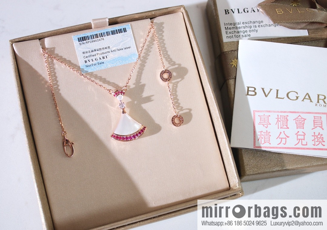 BVLGARI Bulgari DIVAS 'DREAM Qixi Festival limited edition white shell pink diamond necklace
