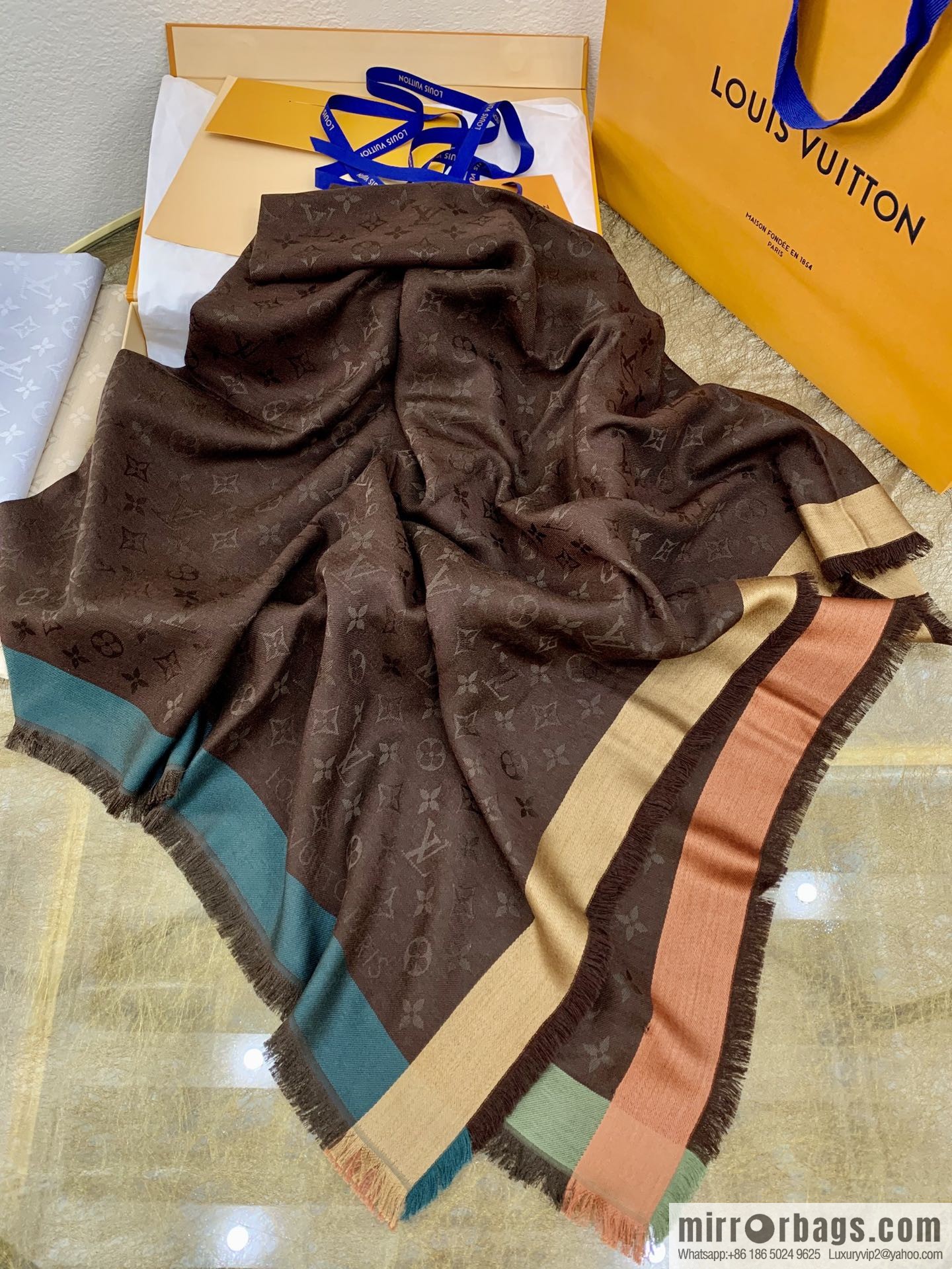 LV Louis Vuitton On The Edge Monogram Wool Mulberry Silk Blended Shawl M76371 M76465 M76372