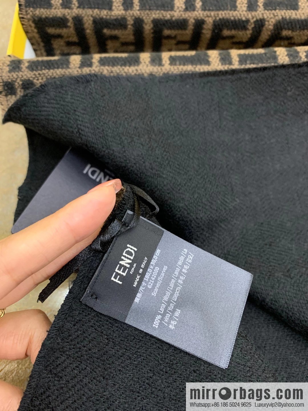 Fendi F letter series cashmere scarf