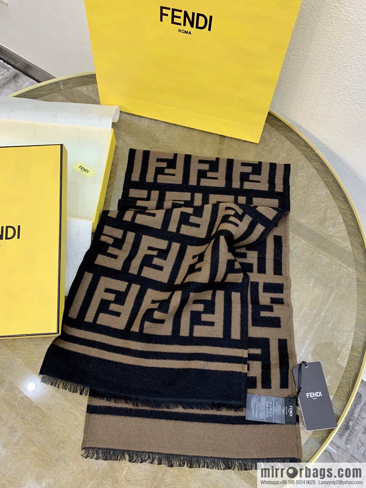 FENDI Fendi 95% wool + 5% silk presbyopia FF alphabet scarf