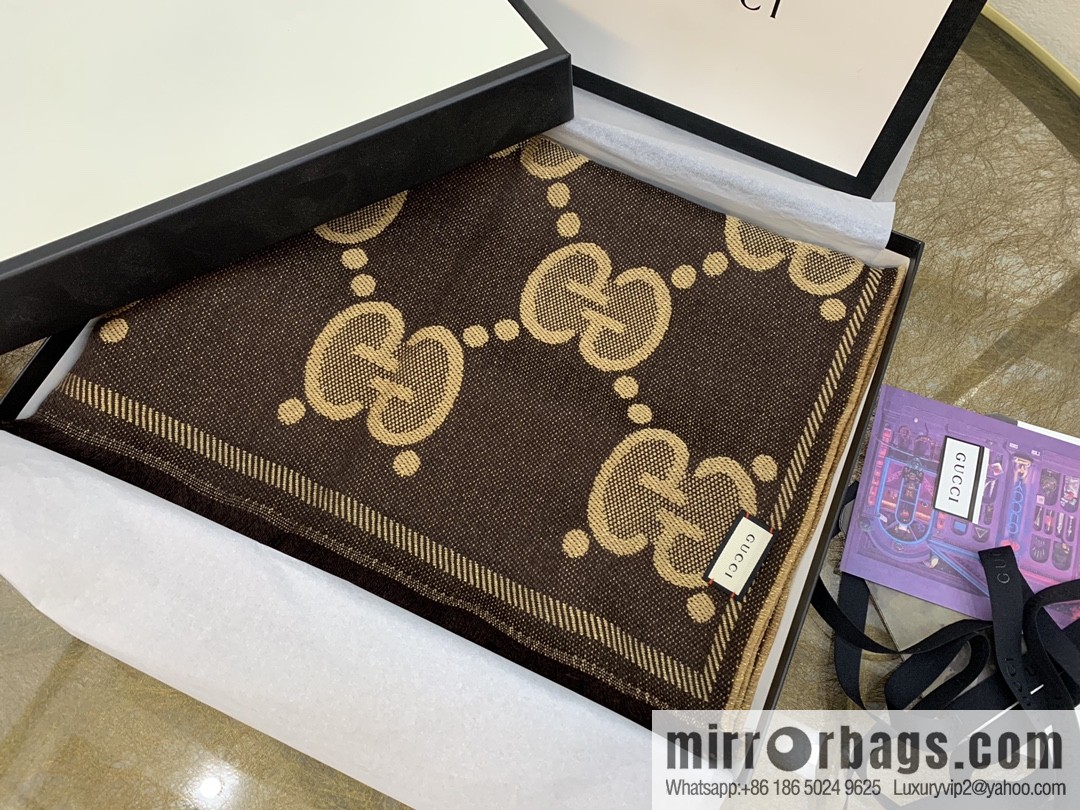 GUCCI Gucci Letter-interwoven jacquard scarf 598993