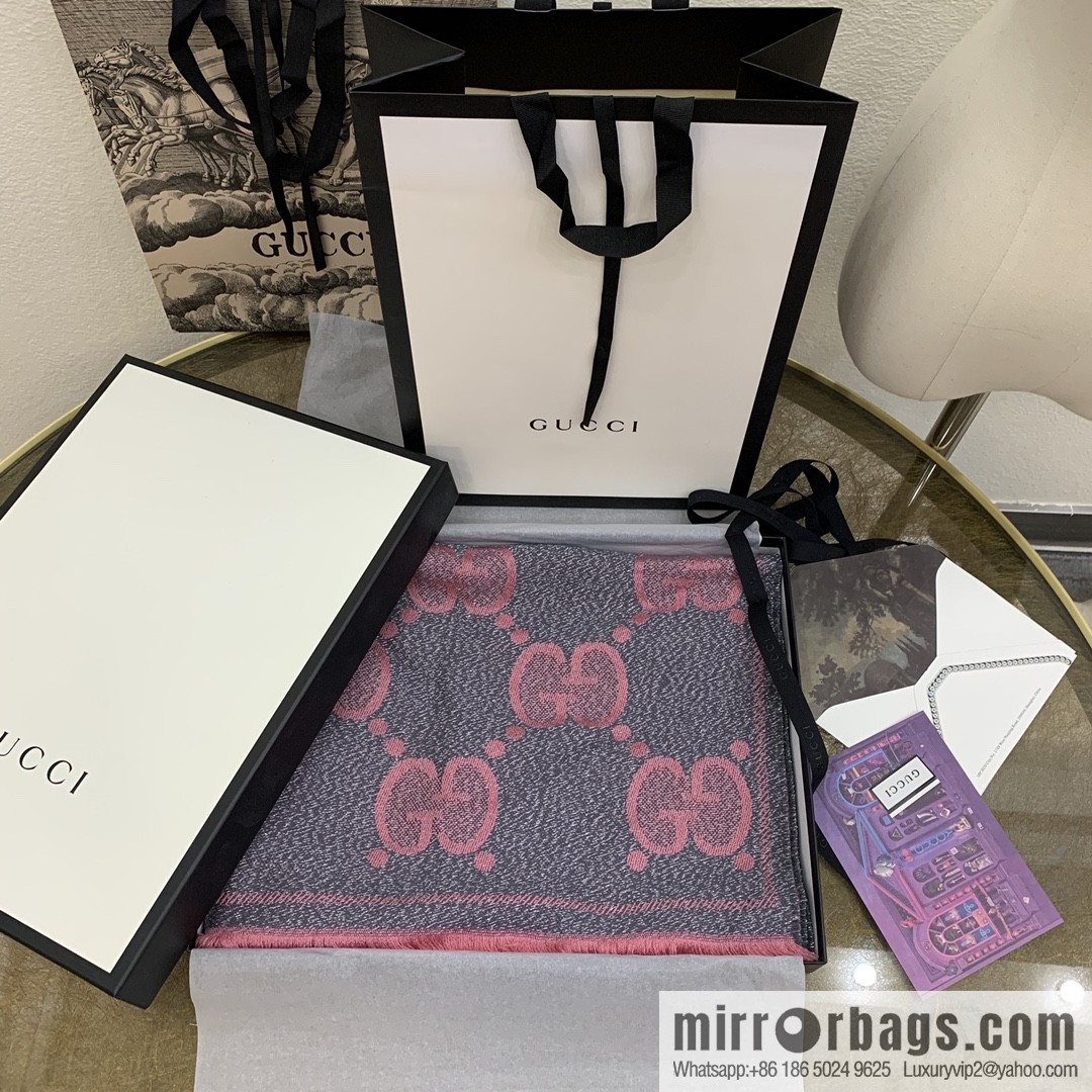 GUCCI Gucci Letter-interwoven jacquard scarf 598993