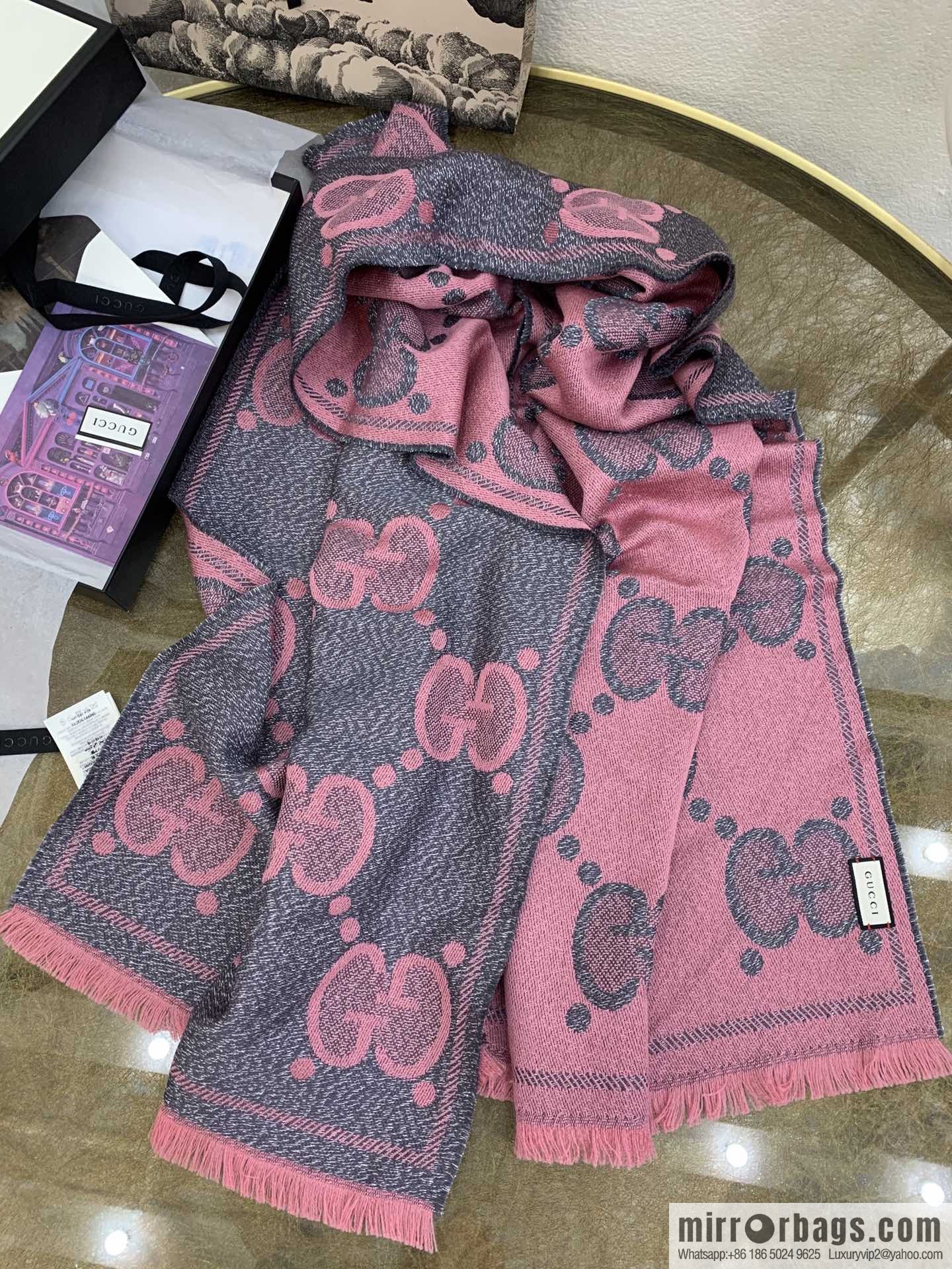 GUCCI Gucci Letter-interwoven jacquard scarf 598993