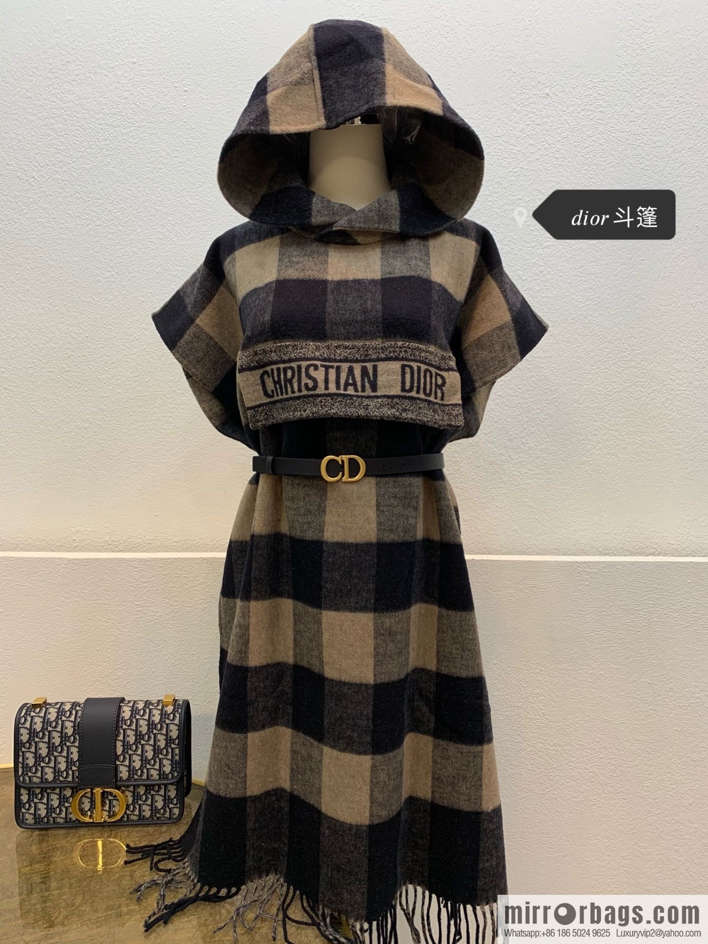 Dior Dior Check'N 'Dior Black Coffee England Checked Dress Cloak