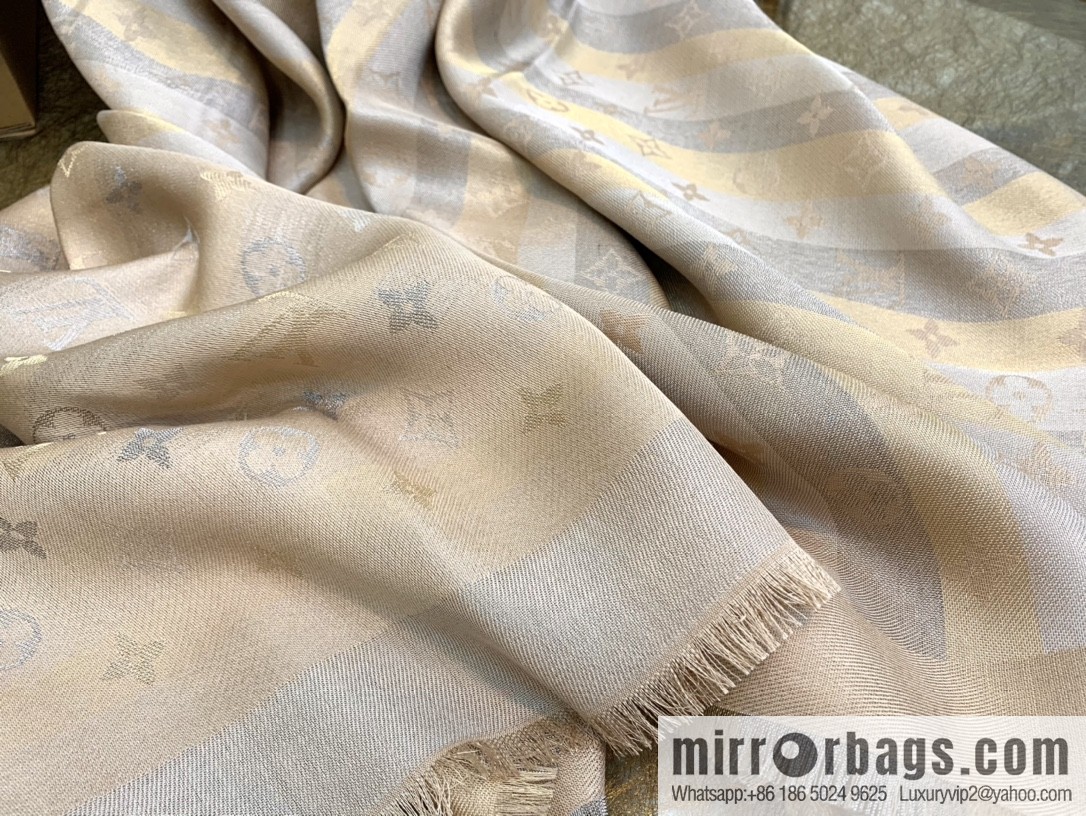 LV Louis Vuitton Silk Blended So Shine Monogram Shawl M76337