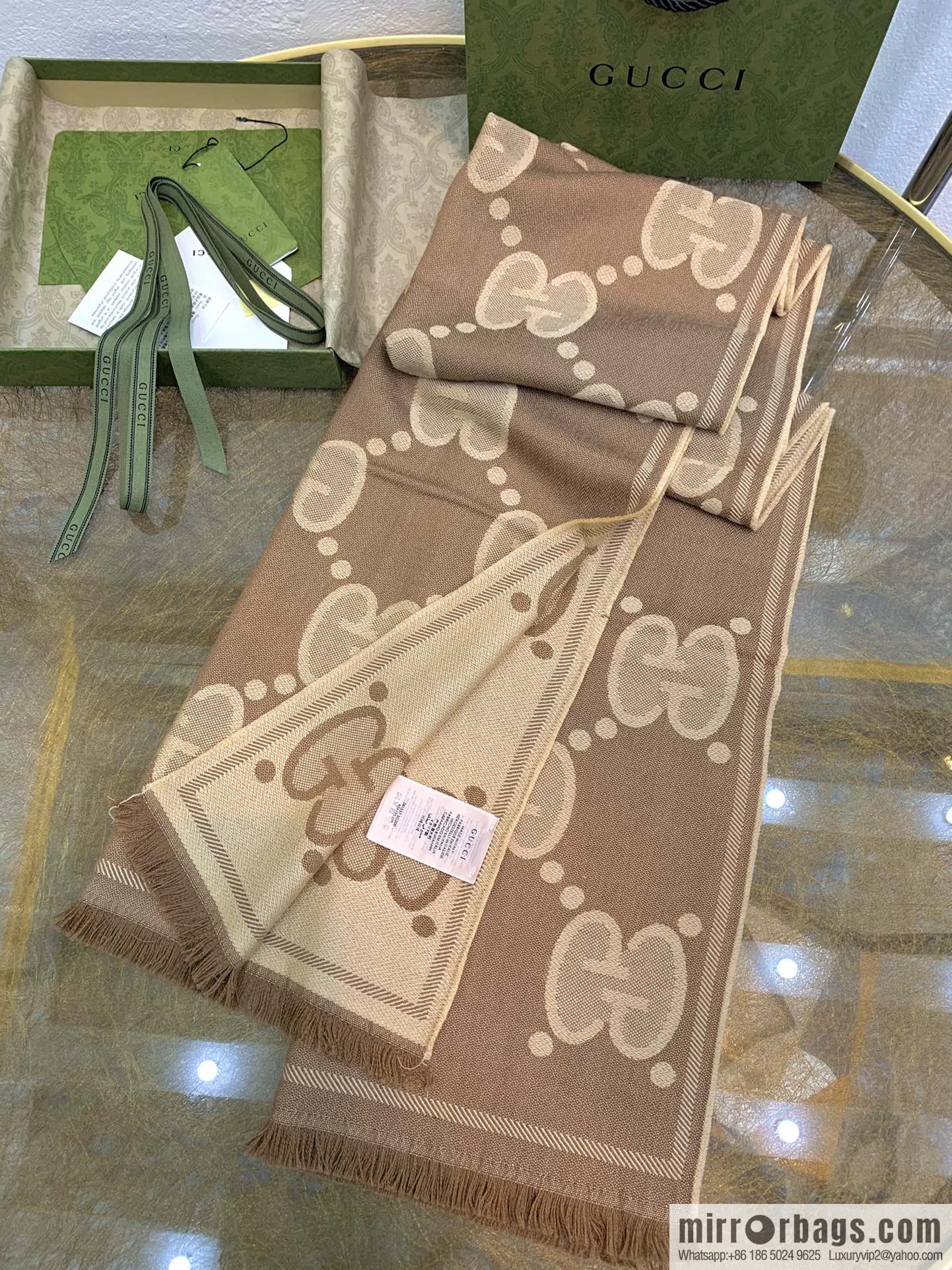 GUCCI Gucci GG pattern 100% wool jacquard scarf 581537