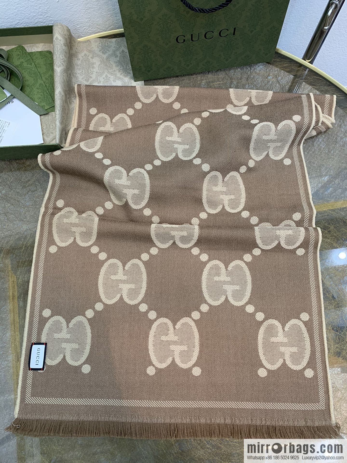GUCCI Gucci GG pattern 100% wool jacquard scarf 581537
