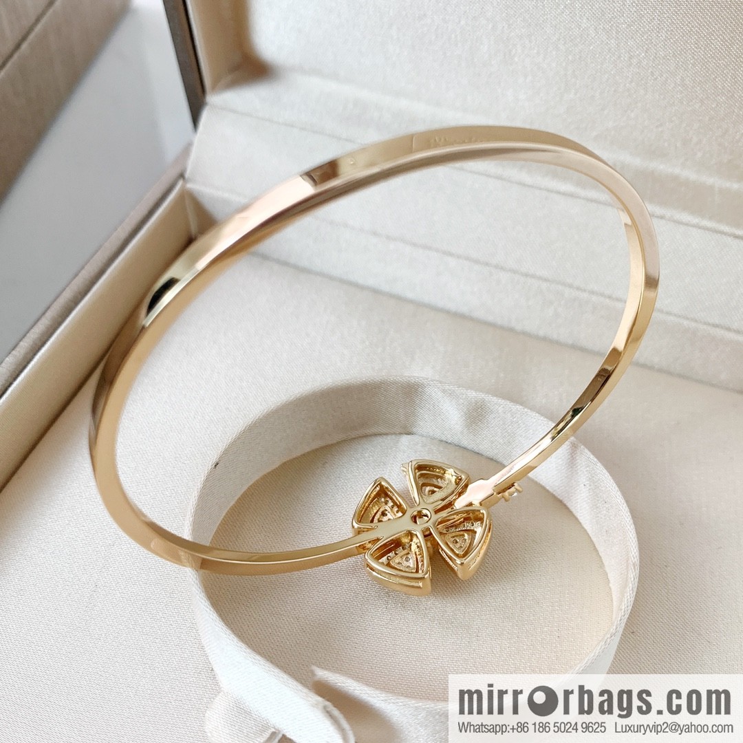 BVLGARI Bulgari series, four-leaf clover bracelet