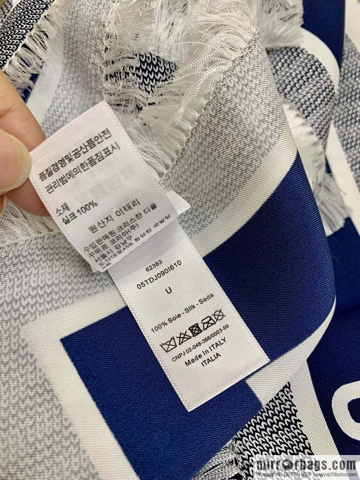Dior 21 spring new silk square scarf